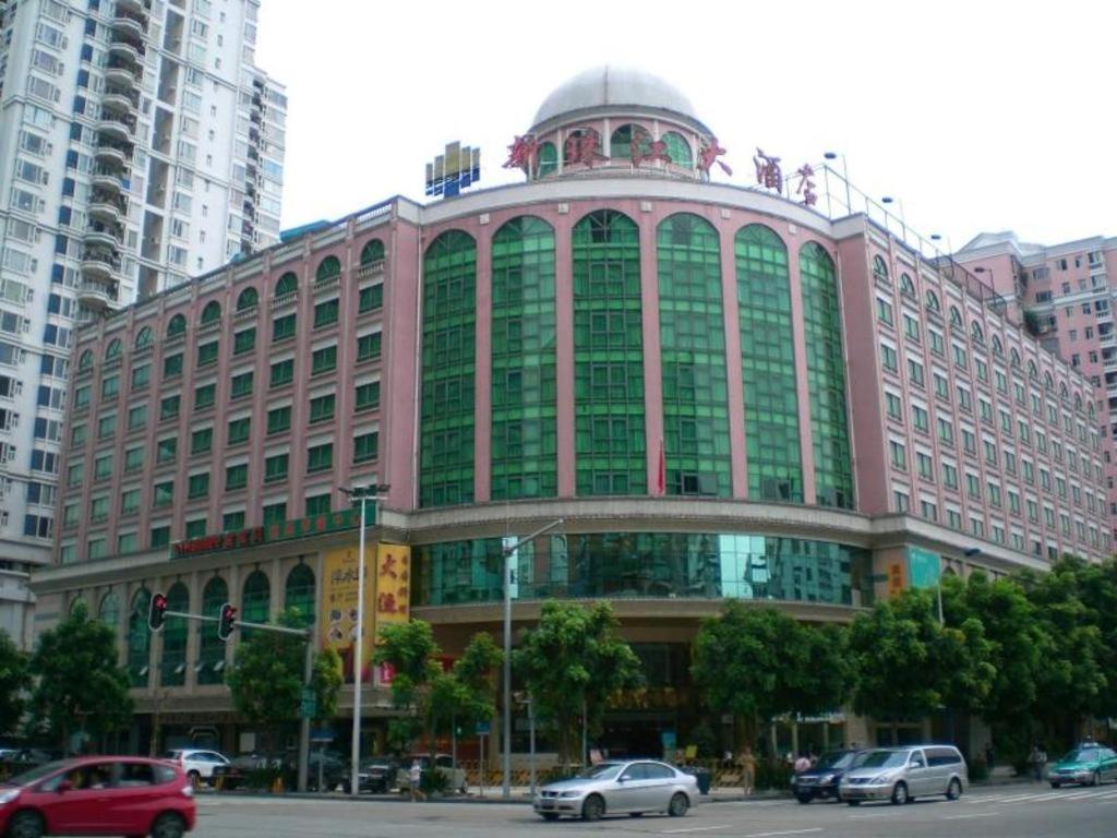 New Pearl River Hotel Kanton Exterior foto